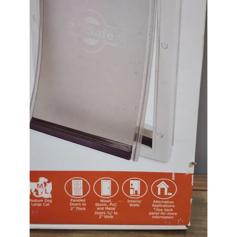 PetSafe Plastic Pet Door Medium Dog Cat Up to 40 lbs Flap size 8-1/8